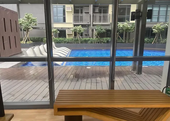 1br Executive Beside Okada & Solaire - 4pax